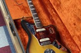 Fender 1966 Jaguar 3 Tone Sunburst-3.jpg